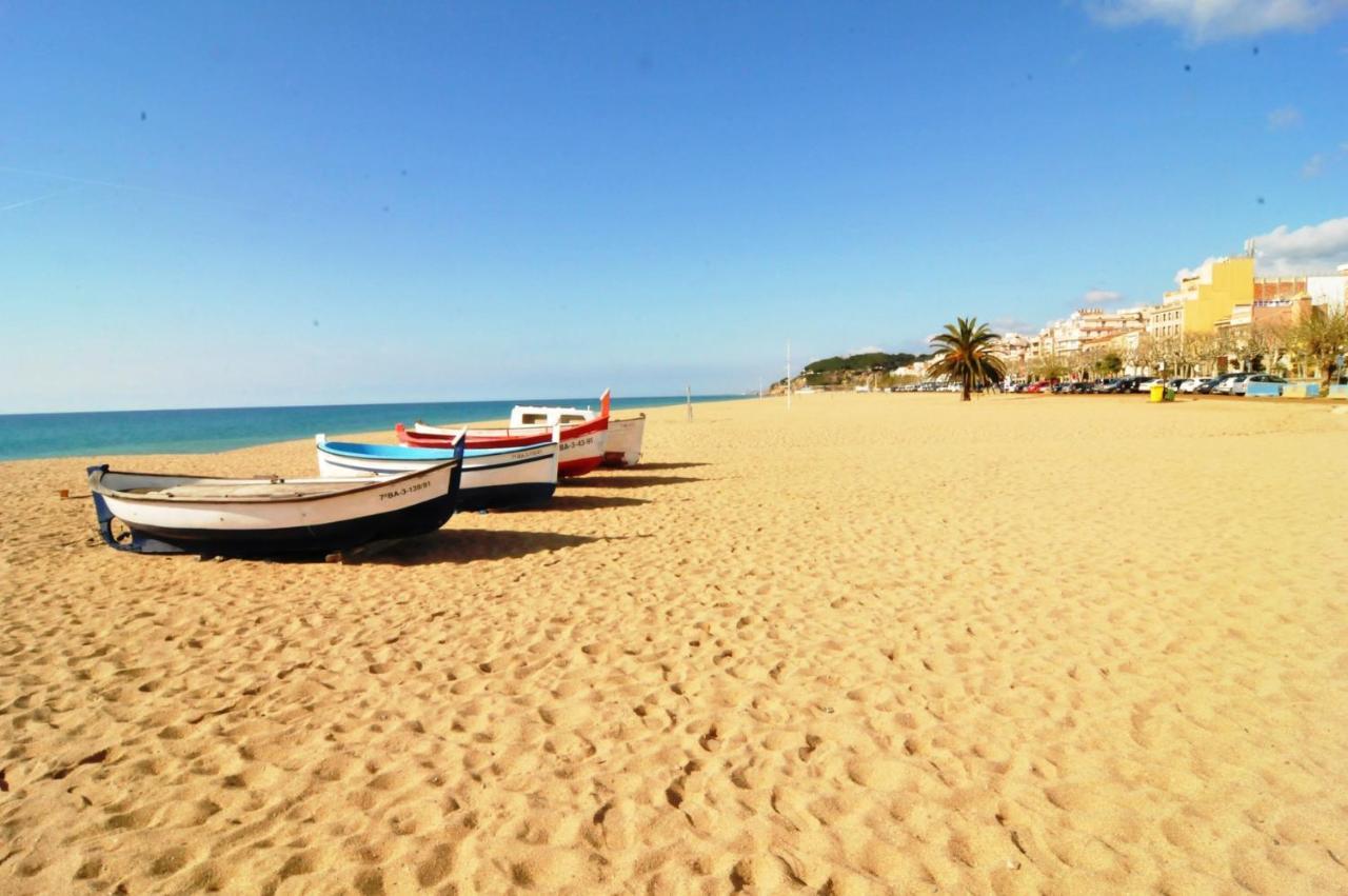 Homeholidaysrentals Lorraine Malgrat de Mar Εξωτερικό φωτογραφία